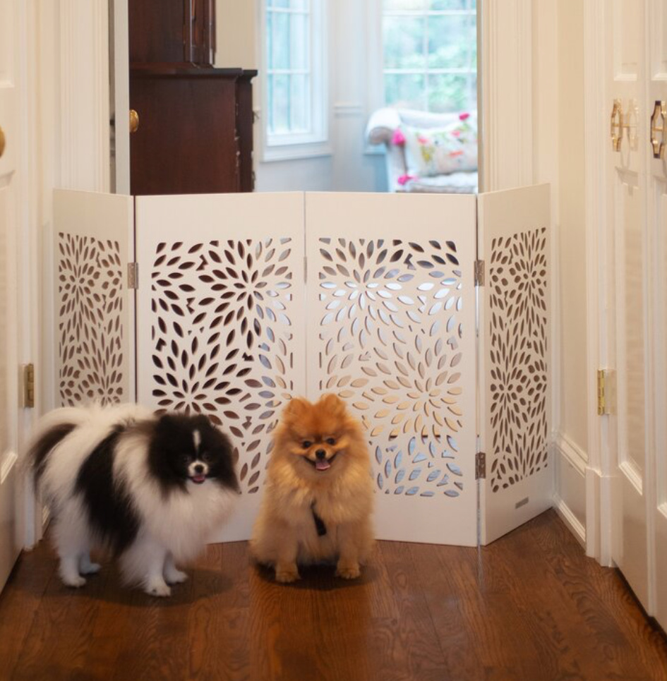 Beautiful White Puppy Dog Gate Wooden With Cutout Flowers - Two dogs in front of it